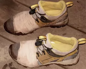 chaussures de rando usées